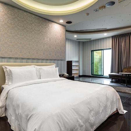 OHYA Chain Boutique Motel-Xinying Extérieur photo