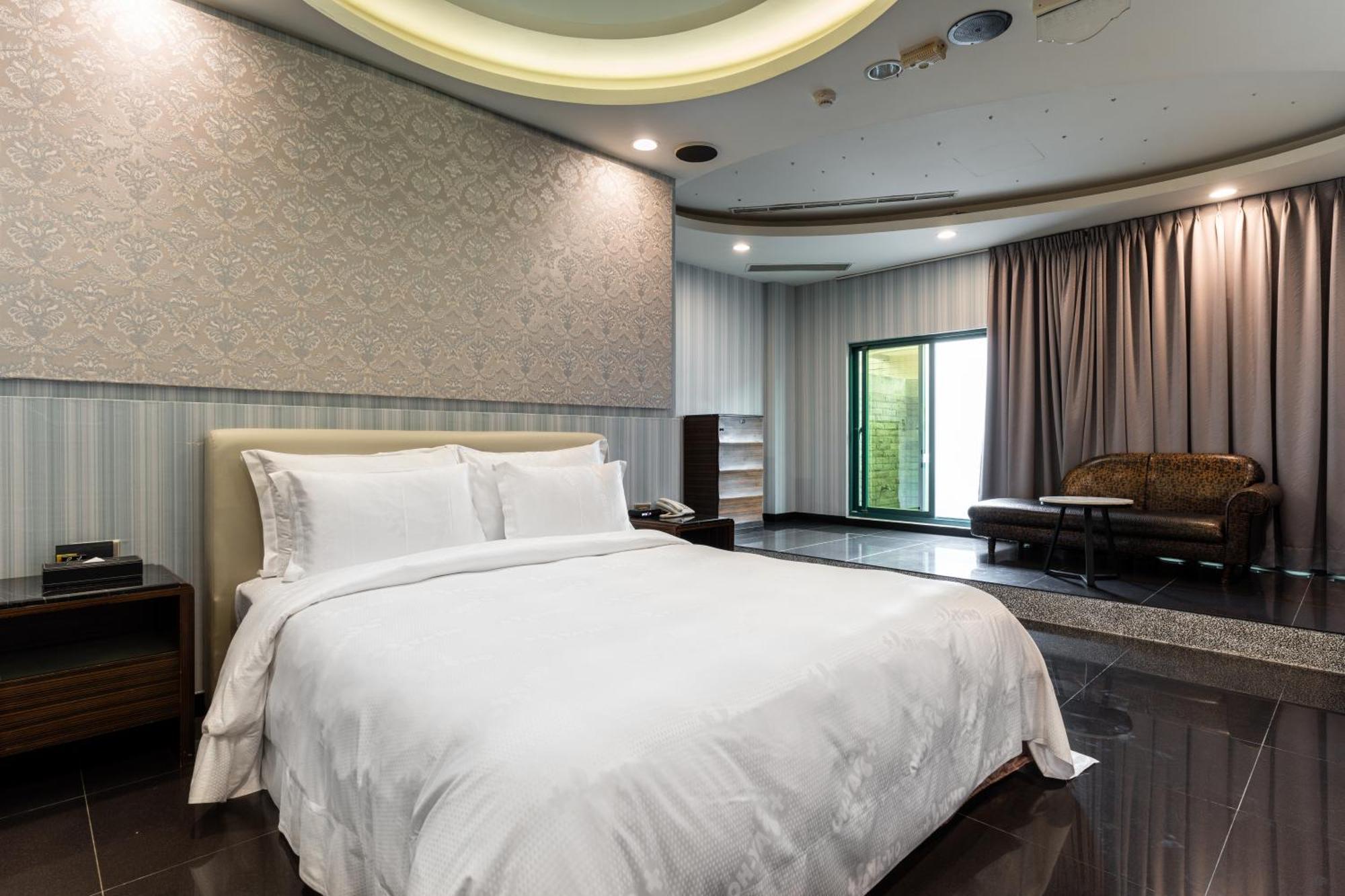 OHYA Chain Boutique Motel-Xinying Extérieur photo