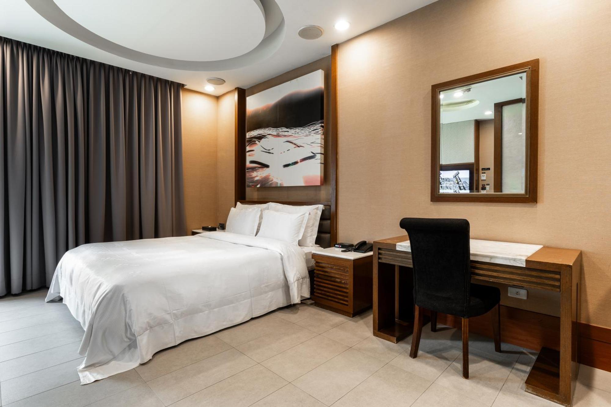 OHYA Chain Boutique Motel-Xinying Extérieur photo