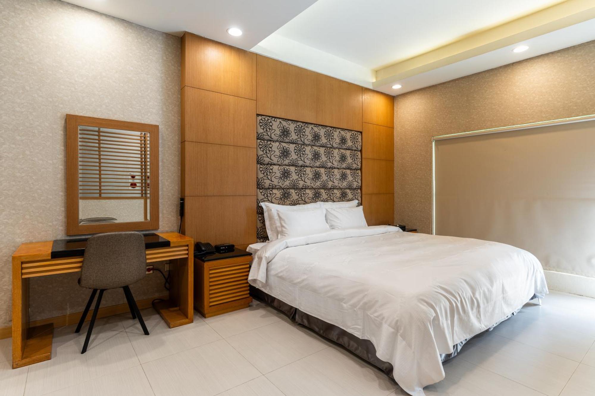 OHYA Chain Boutique Motel-Xinying Extérieur photo