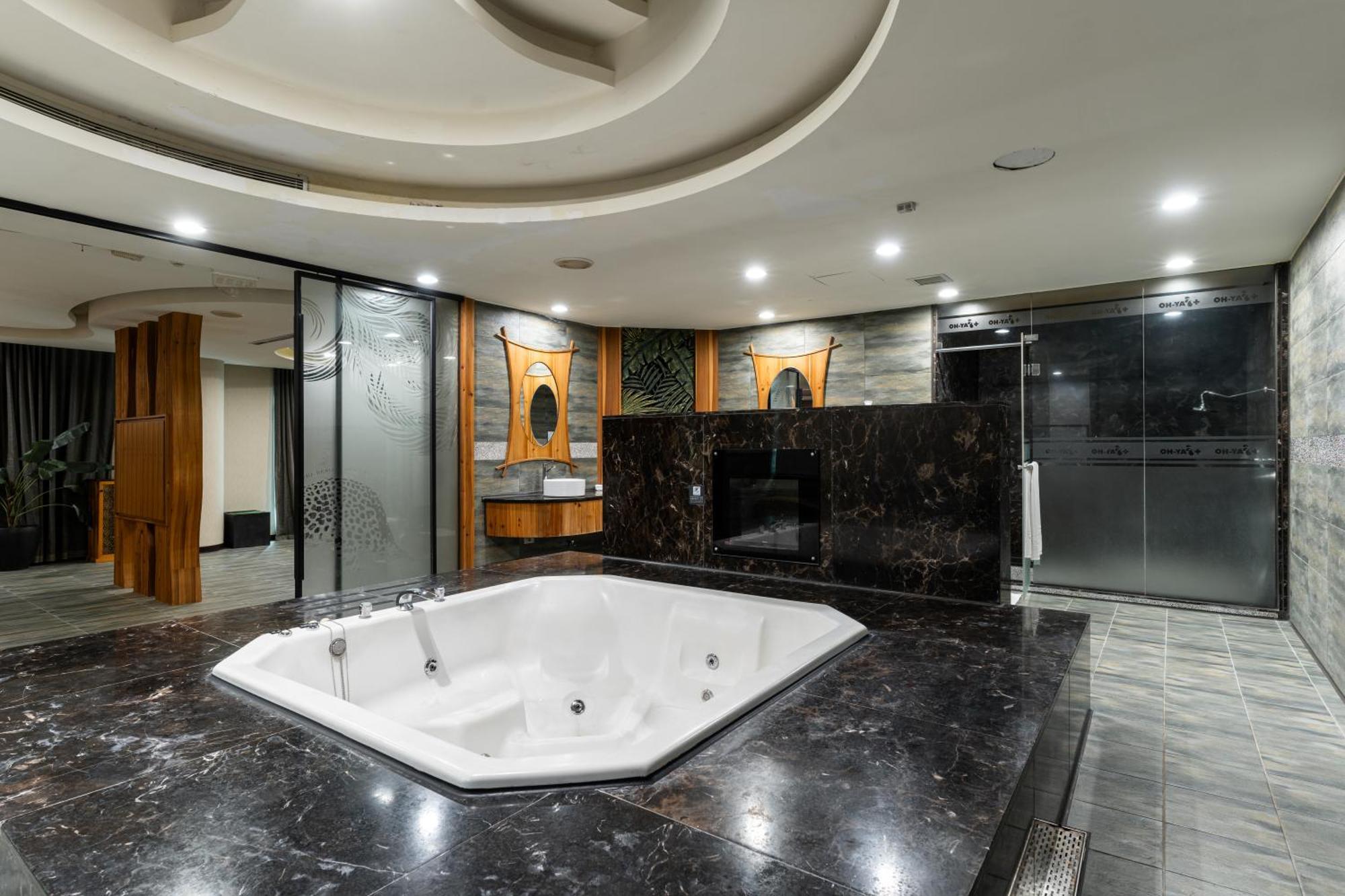 OHYA Chain Boutique Motel-Xinying Extérieur photo