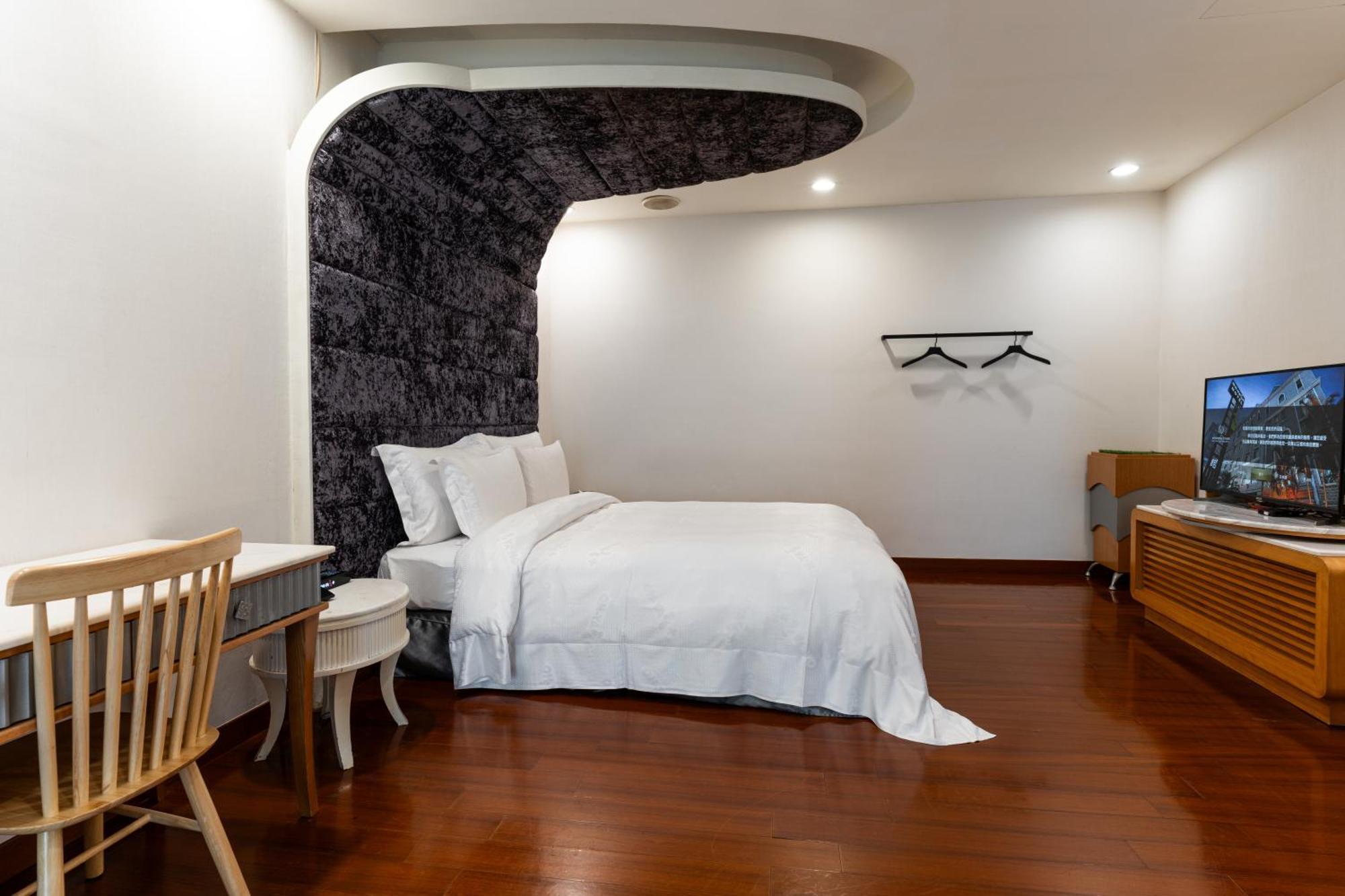 OHYA Chain Boutique Motel-Xinying Extérieur photo