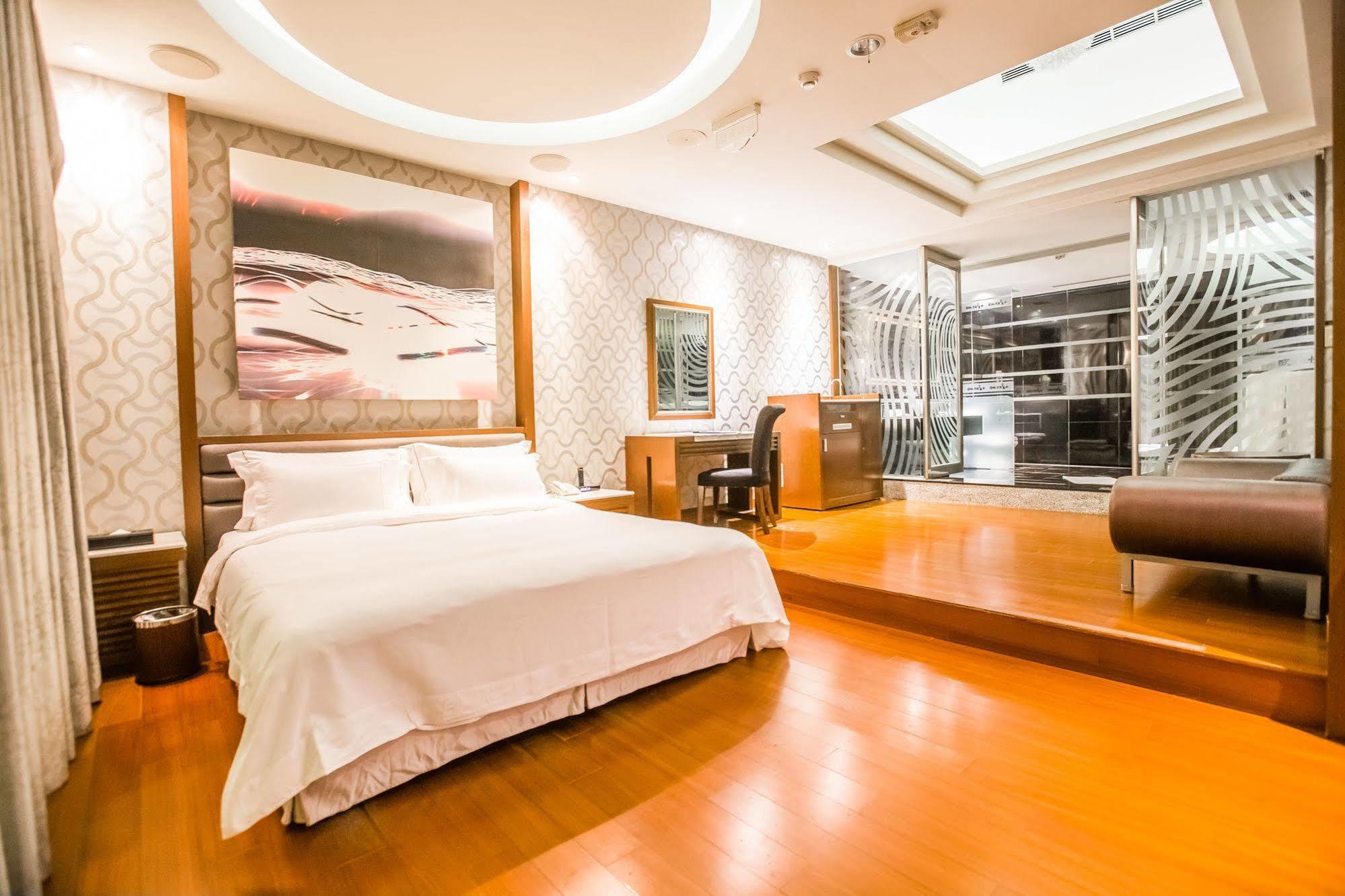 OHYA Chain Boutique Motel-Xinying Extérieur photo