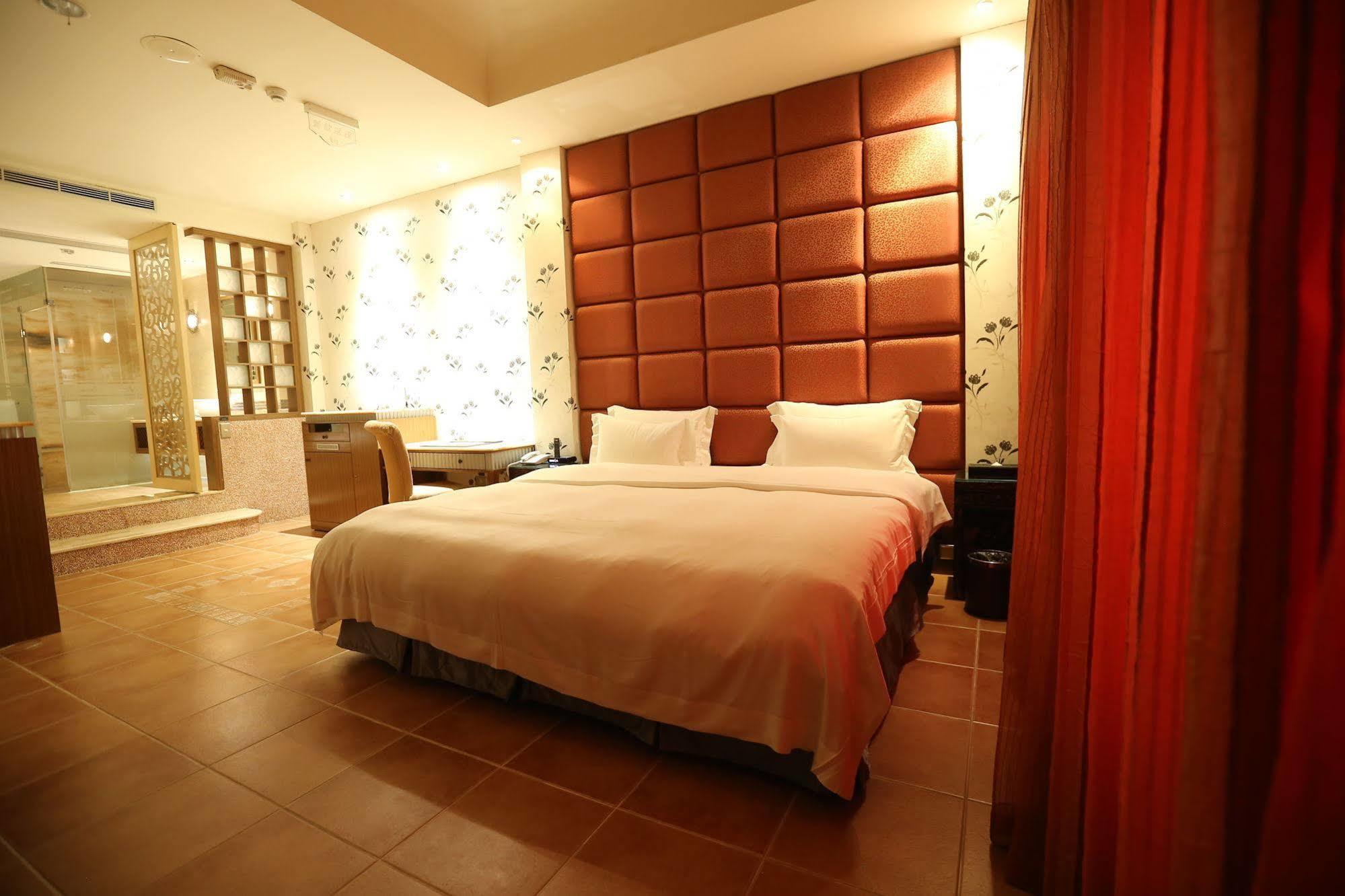 OHYA Chain Boutique Motel-Xinying Extérieur photo