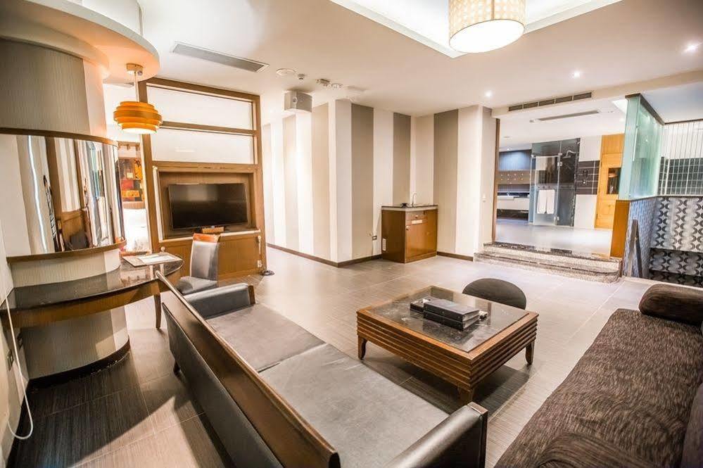 OHYA Chain Boutique Motel-Xinying Extérieur photo