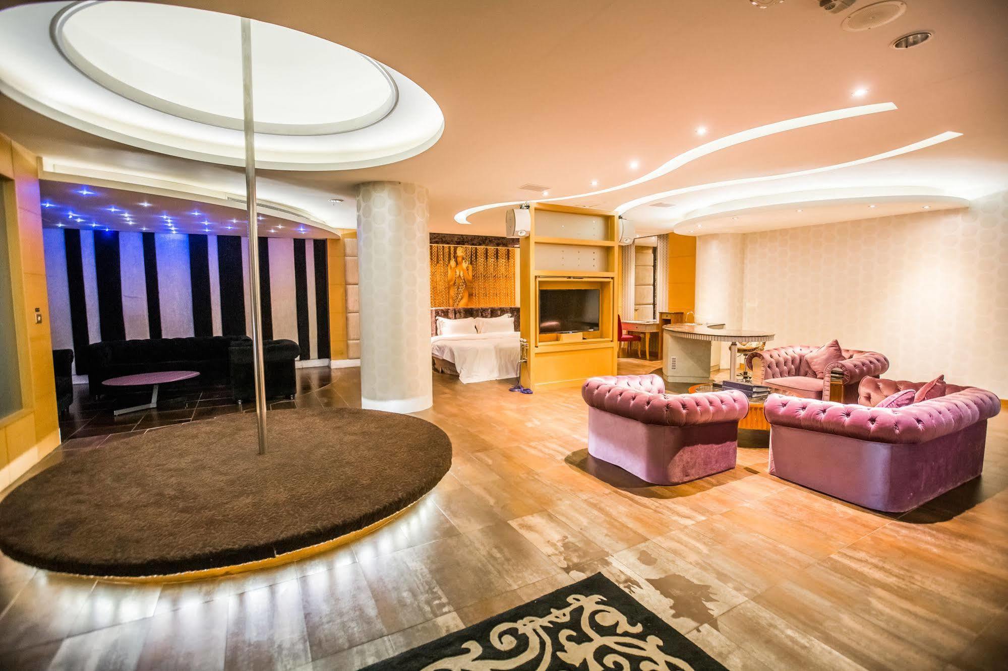 OHYA Chain Boutique Motel-Xinying Extérieur photo