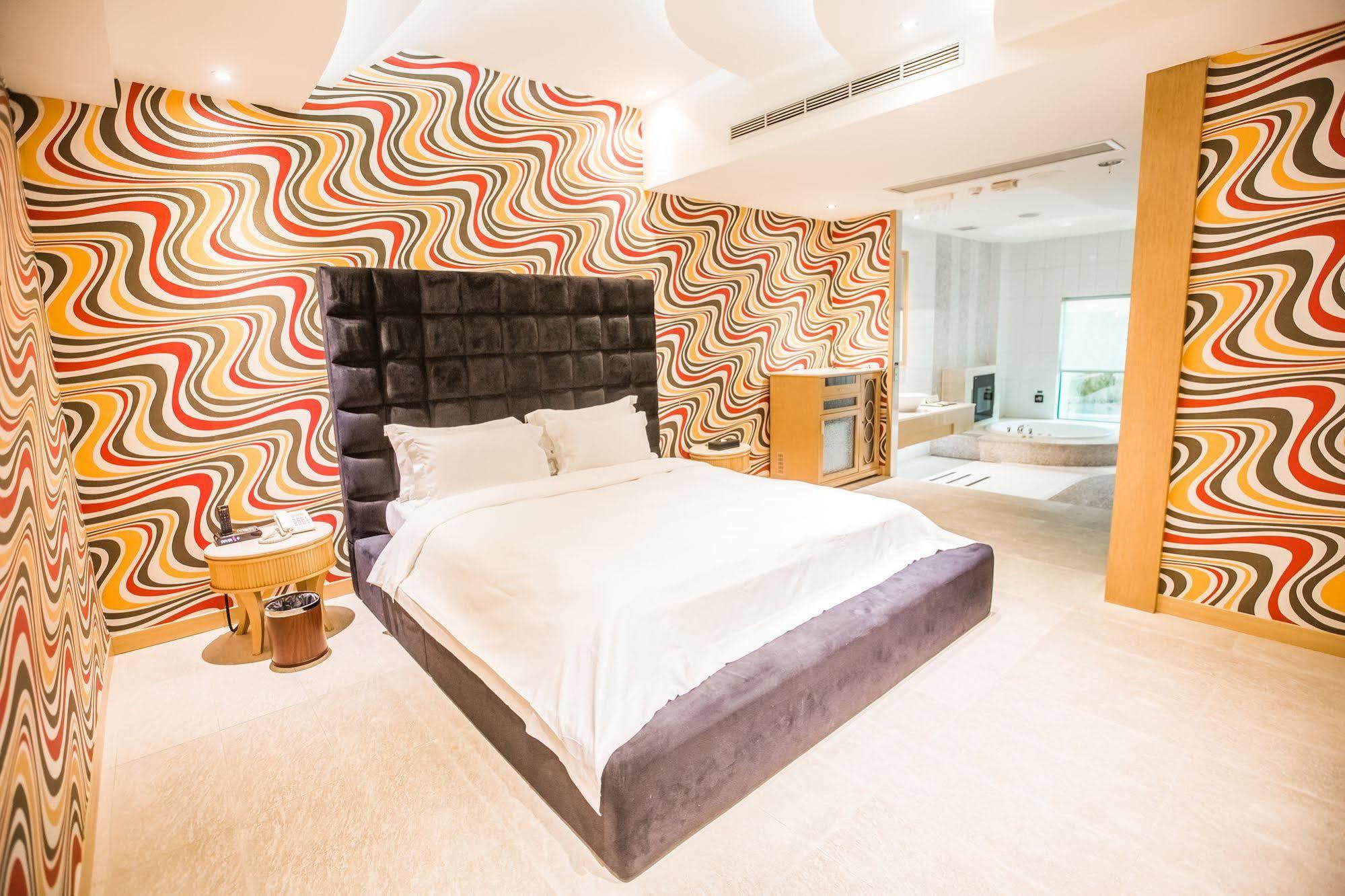 OHYA Chain Boutique Motel-Xinying Extérieur photo